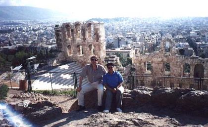 Federação Catarinense de Xadrez - FCX - Gilson e Regina na Acrópolis em Atenas - retorno viagem